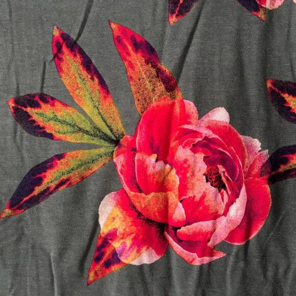 ANA Gray Floral Print V-Neck Bold Red Pink Flowers Stretchy Fabric Summer Style - Picture 5 of 5
